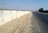اتمام عملیات نصب نیوجرسی بتنی در حاشیه محور اصلی بهبهان - اهواز