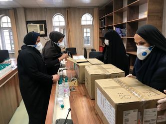گزارش تصویری از فعالیت بسیج سازمان آب و برق در ارسال مواد ضدعفونی به مناطق محروم