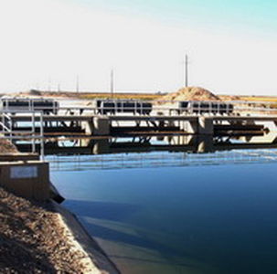 آب اراضی کشاورزی پای پل کرخه بر اساس منابع موجود آبی تامین شده است