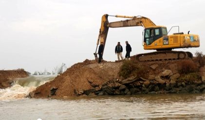 بازگشایی بند خاکی مارد در پی بارش‌های اخیر