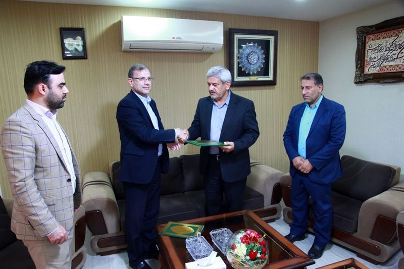 انعقاد تفاهمنامه اجرای طرح گسترش "سواد آبی" بین سازمان آب و برق و اداره کل آموزش و پرورش خوزستان
