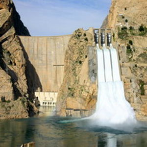 تهیه کتابچه بررسی علل آلودگی روغن هیدرولیک واحدهای نیروگاهی در سد شهید عباسپور