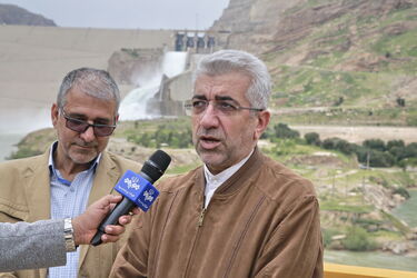 بازدید وزیر نیرو از سدهای استان