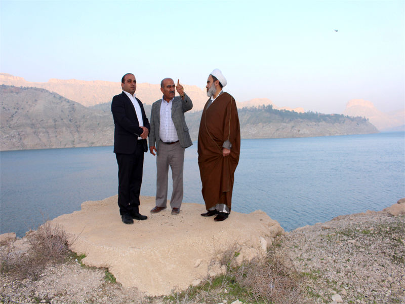 بازدید امام جمعه و بخشدار شهرستان رامشیر از سد مخزنی مارون