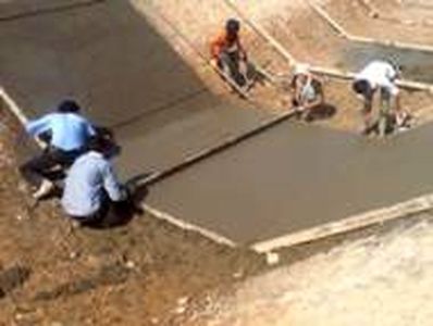 کانال اصلی شبکه آبیاری شهید رجایی امیدیه بازسازی شد