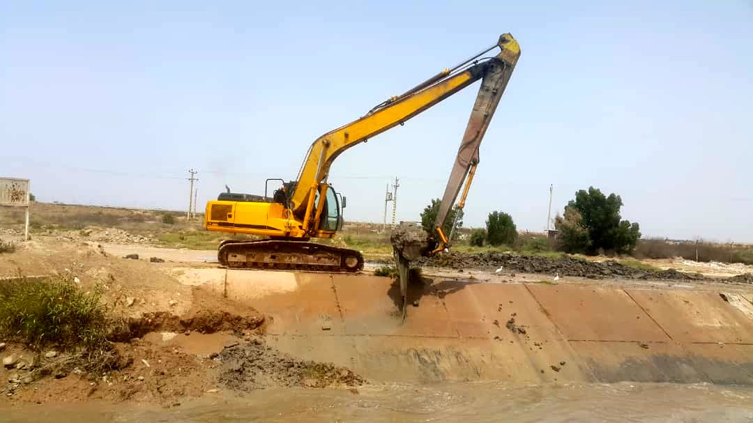 لایروبی کانال اصلی شبکه پنج هزار هکتار حوزه مرکزی