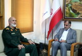 گزارش تصویری از دیدار فرمانده قرارگاه امنیتی کربلا سردار خادم سید الشهدا با مدیر عامل سازمان آب و برق خوزستان