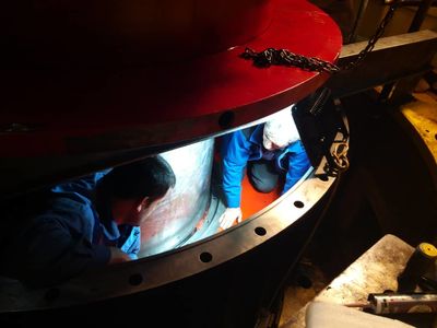 جایگزینی ابزار دقیق مربوط به حفاظت یاتاقان های واحد 4 نیروگاه سد شهید عباسپور