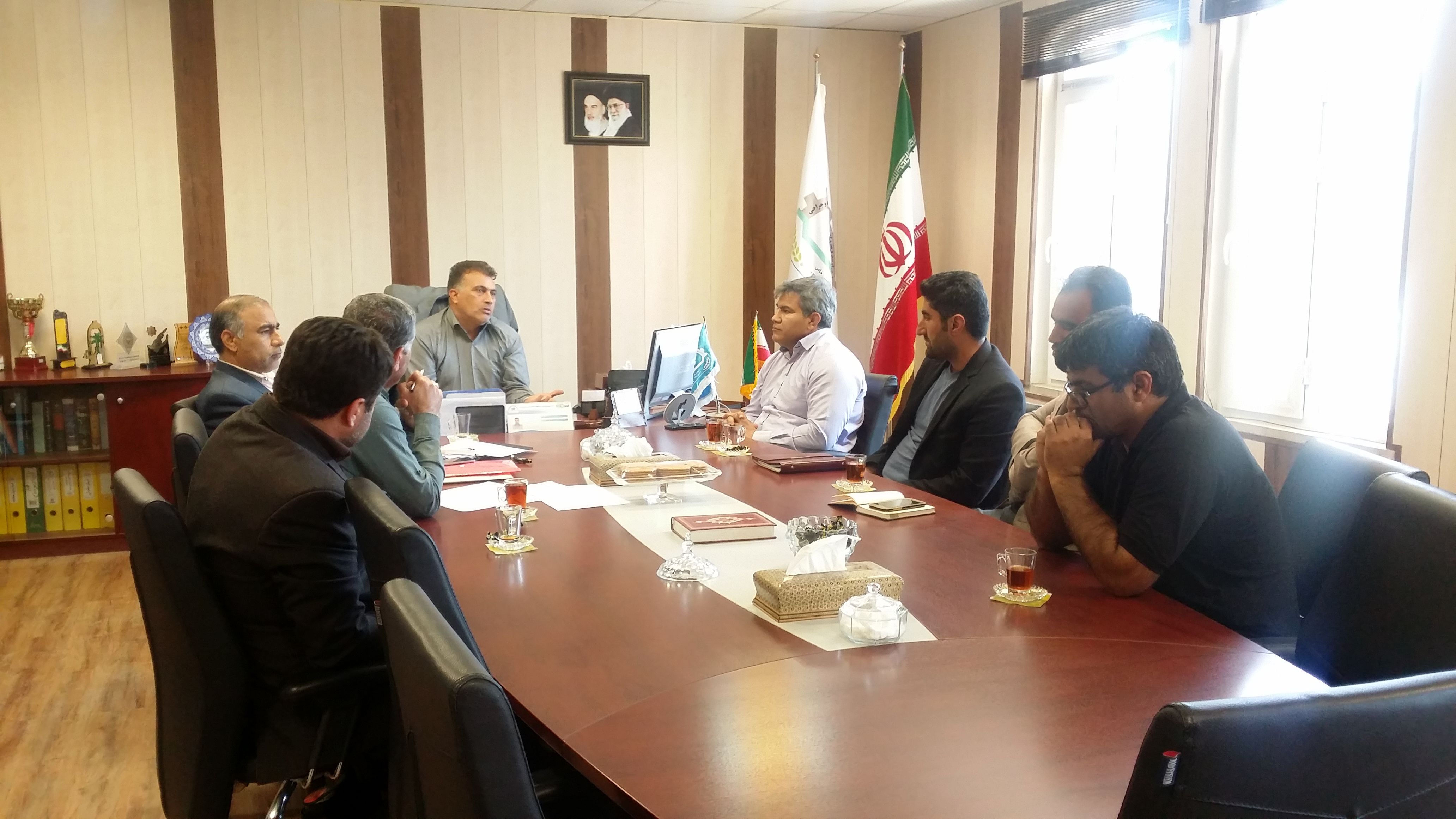 جلسه  هم اندیشی با تعاونی های رامشیر برگزار شد