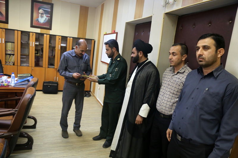قدردانی فرمانده ناحیه مقاومت بسیج سپاه شهرستان اندیکا از مدیرعامل سد و نیروگاه مسجدسلیمان