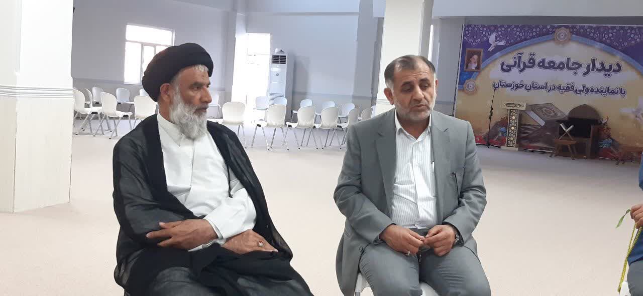 تقدیر نماینده ولی فقیه از عملکرد سازمان آب و برق خوزستان