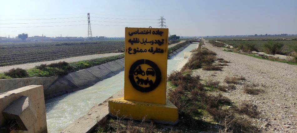 تابلوهای بتنی هشدار دهنده در شبکه رامهرمز نصب شد