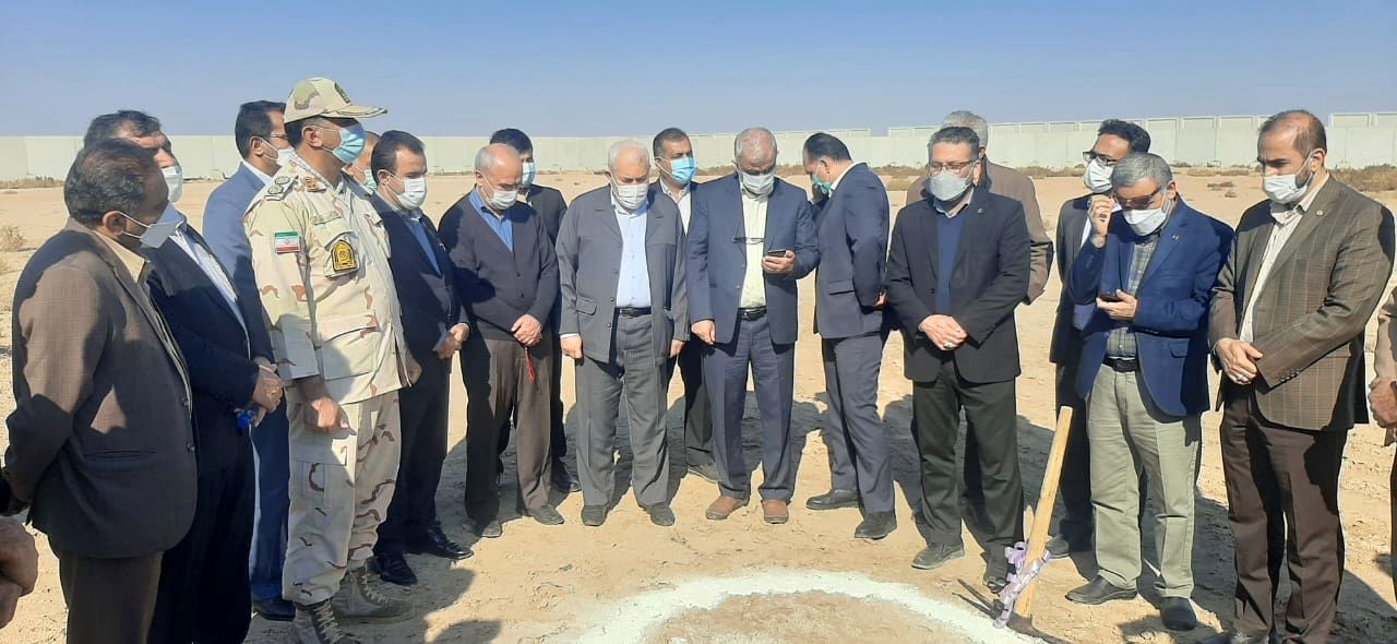 آیین کلنگ زنی قرارگاه صنعت آب و برق خوزستان در چذابه برگزار شد
