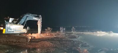تعمیر شکستگی خط لوله ۹۰۰ میلی متری آبرسانی امیدیه یک