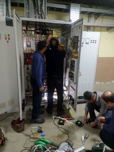  نصب خنک کننده های باتری شارژرهای 220V DC   در نیروگاه اول سد شهید عباسپور