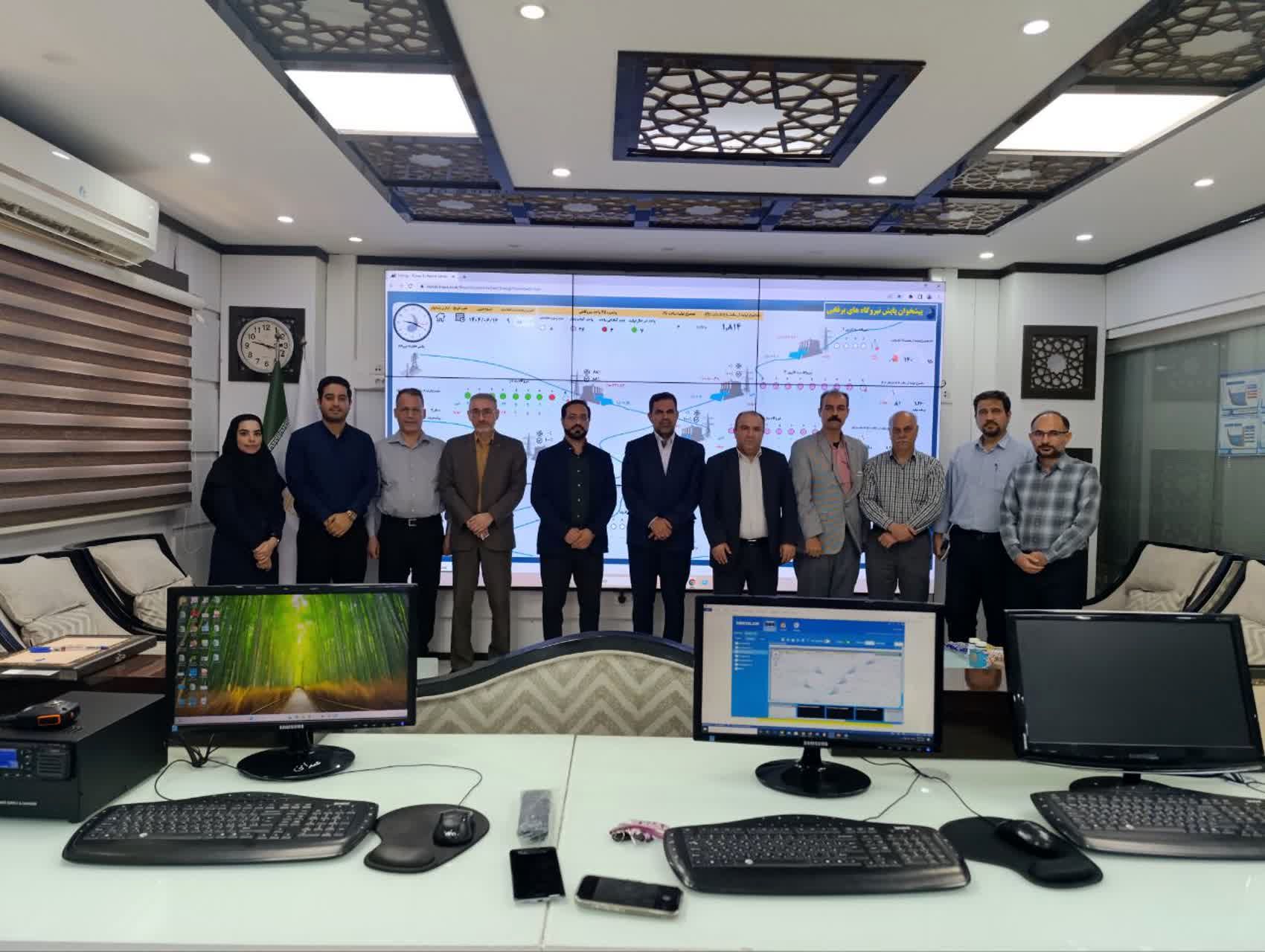 بازدید نماینده شورای عالی فنی سازمان برنامه و بودجه از سازمان آب و برق خوزستان