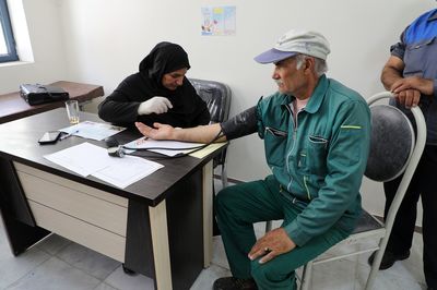  اجرای طرح کشوری پیشگیری و کنترل بیماری فشار خون در سد و نیروگاه های خوزستان

